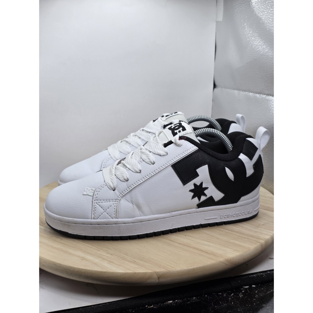 Mens Size 9 - DC Shoes Court Graffik 300529 White Leather Skate Sneakers